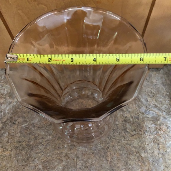 Pink Anchor Hocking Depression Glass Pretty Royal Pink Pineapple 9" Vase Flared - Picture 4 of 5